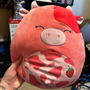 Calynda Squishmallow Cow